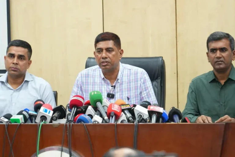 1762947856-38350963439d6ac6cfbdf38eca049648