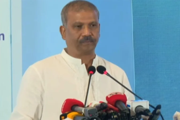 1760161223-199522aa7b27412d80df7b4d61e7b026