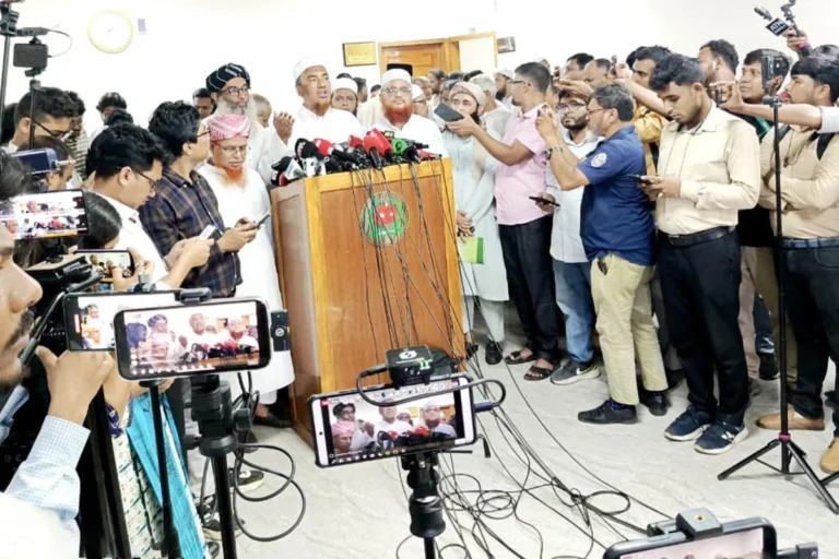 1761821918-60508f86c581492d6e3041fd99bc1f8d