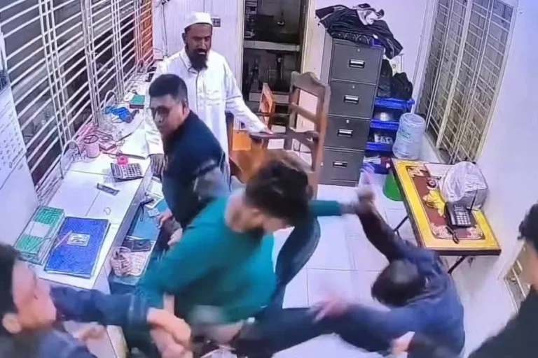 1764480403-3571adc2900d18ca7bbb29ffef49e706