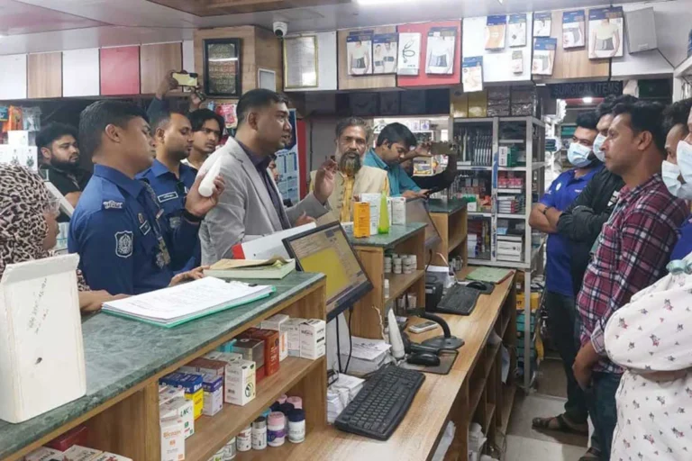 1764561043-b0bdace29d4eaf0006c516e21fc2a509