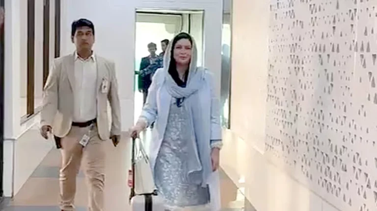 e7e73f85d8df0131ba31448ec15a28cf-69327662be4d2